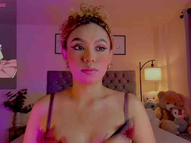 Ximena-sotto webcam