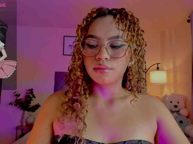 Ximena-sotto webcam