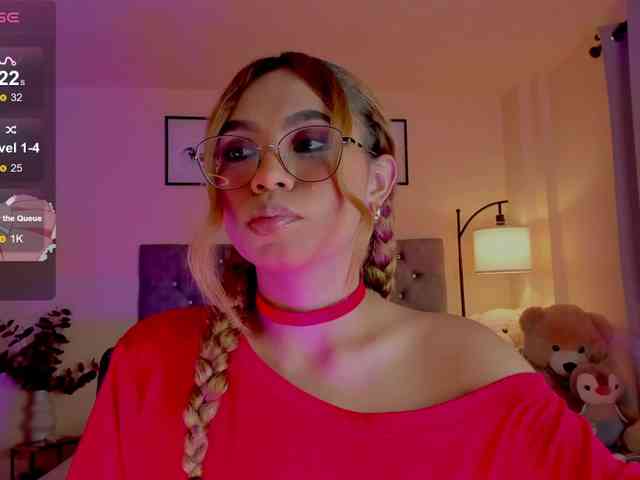 Ximena-sotto webcam