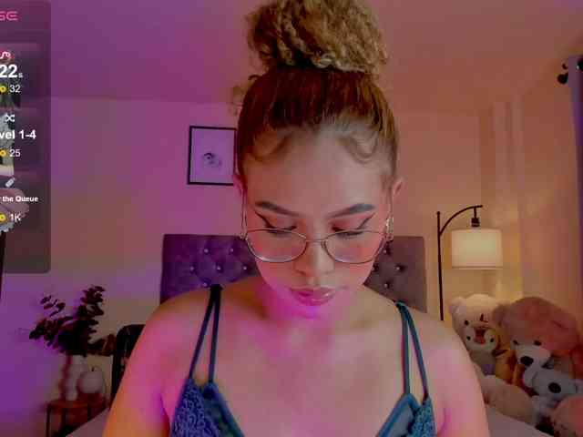 Ximena-sotto webcam