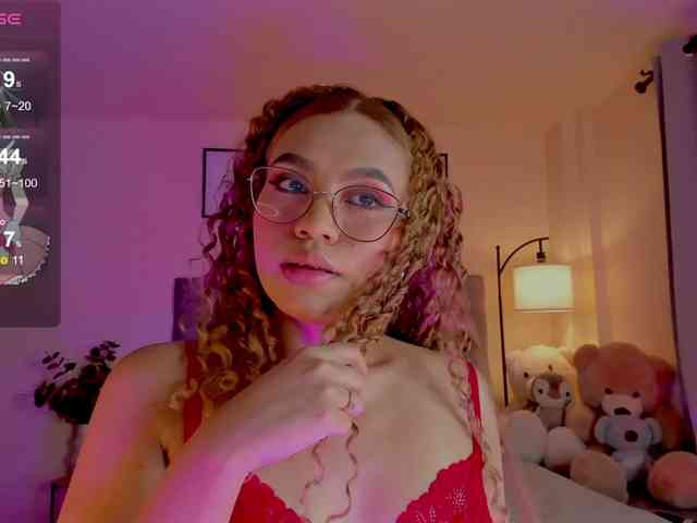 Ximena-sotto webcam