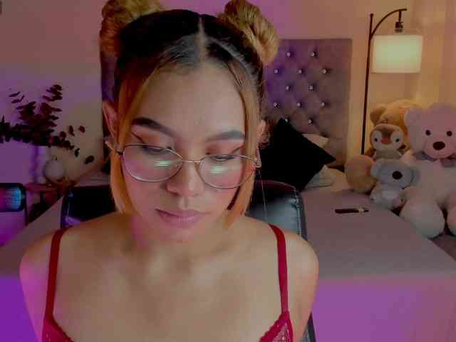 Ximena-sotto webcam