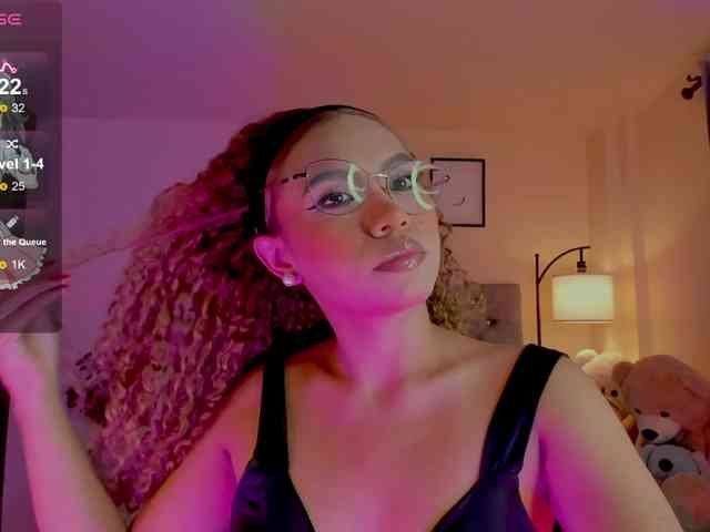 Ximena-sotto webcam