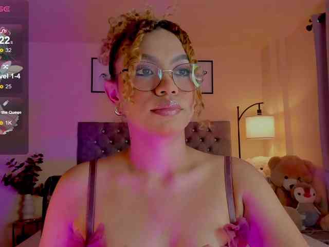 Ximena-sotto webcam