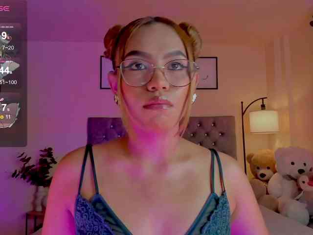 Ximena-sotto webcam