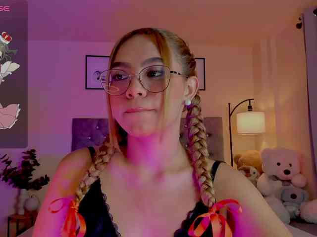 Ximena-sotto webcam