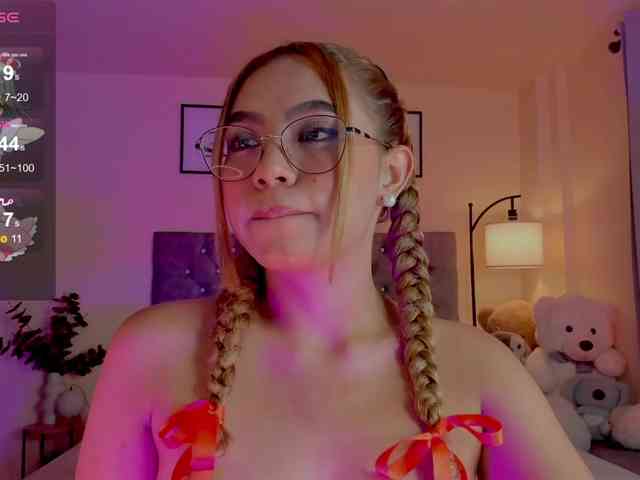 Ximena-sotto webcam