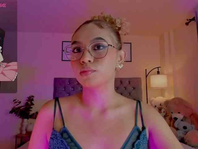 Ximena-sotto webcam