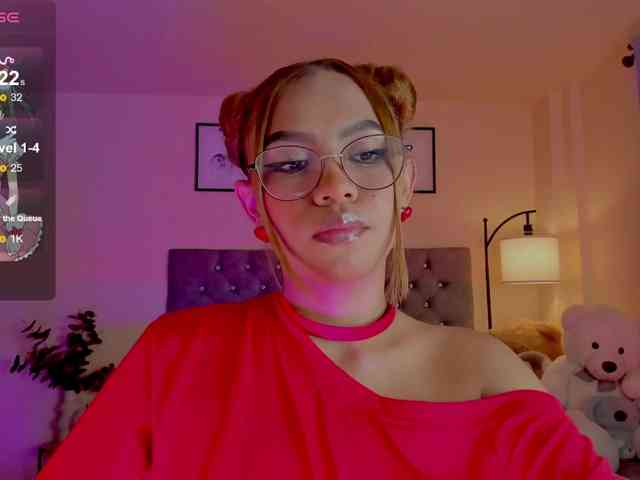 Ximena-sotto webcam