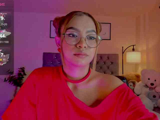 Ximena-sotto webcam
