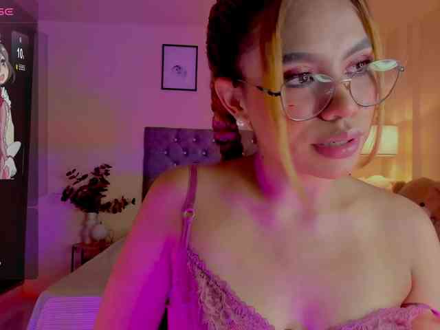 Ximena-sotto webcam