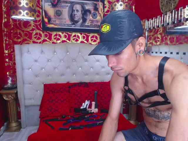 AGRECIT Sex Cam Show