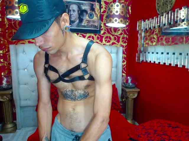 AGRECIT Sex Cam Show