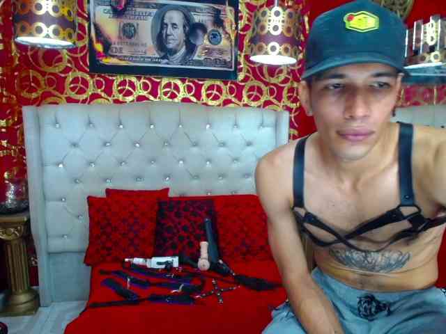 AGRECIT Sex Cam Show