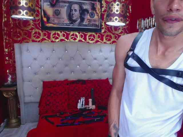 AGRECIT Sex Cam Show