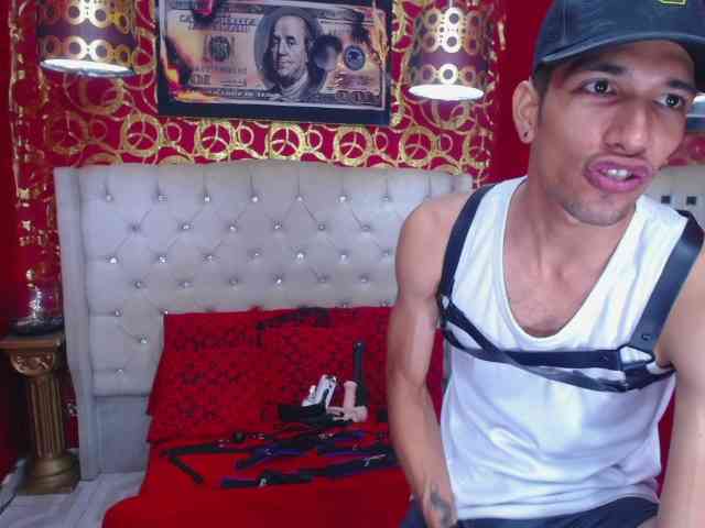 AGRECIT Sex Cam Show