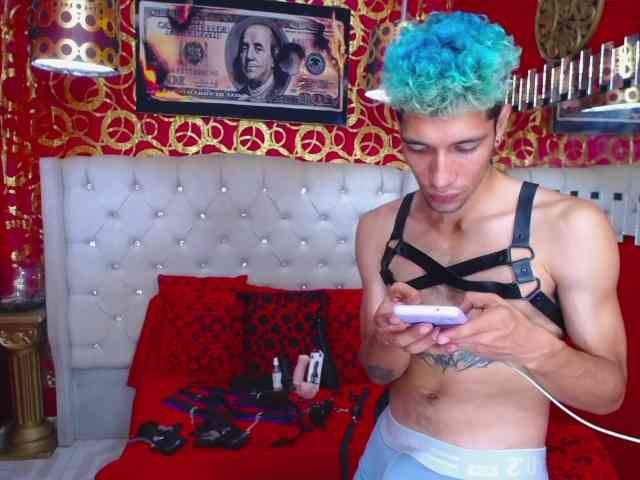 AGRECIT Sex Cam Show