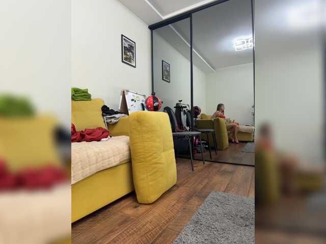 lolave live cam on BongaCams