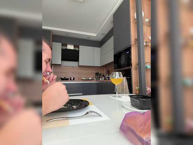 lolave live cam on BongaCams