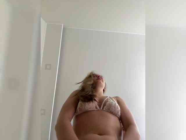 lolave webcam