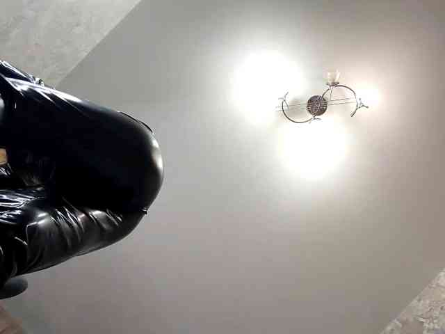 LadyLady96 webcam