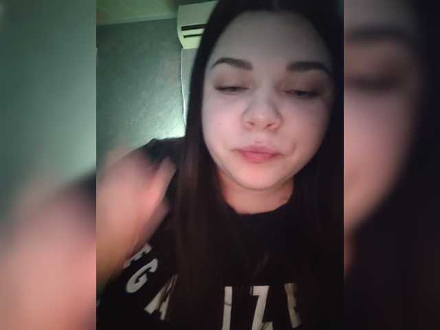 Karina-15 live cam on BongaCams