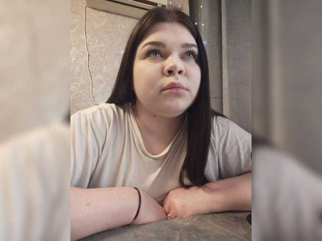 Karina-15 live webcam show