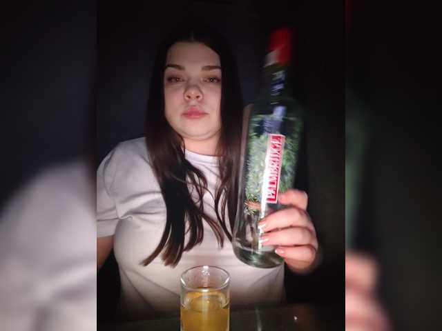 Karina-15 live cam on BongaCams