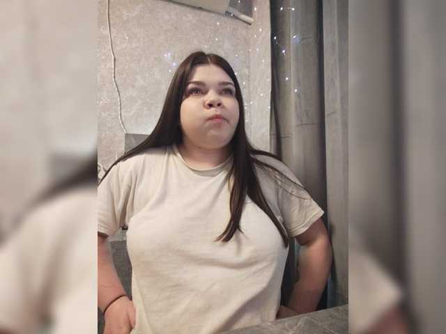 Karina-15 live cam on BongaCams