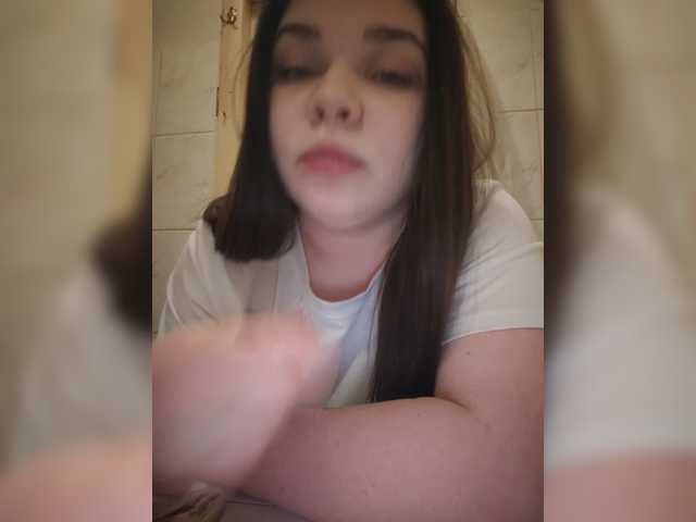 Karina-15, 23 y/o - Live Cam on BongaCams