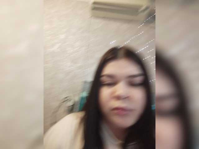 Karina-15 live cam on BongaCams