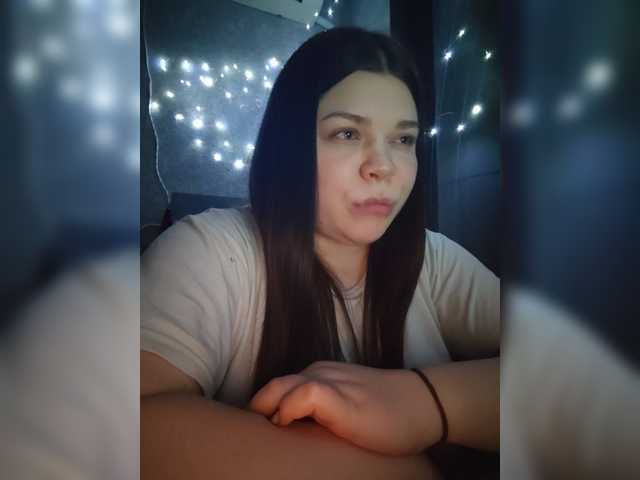 Karina-15 live cam preview