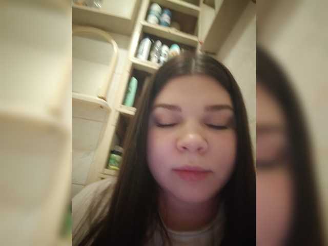 Karina-15 live cam on BongaCams