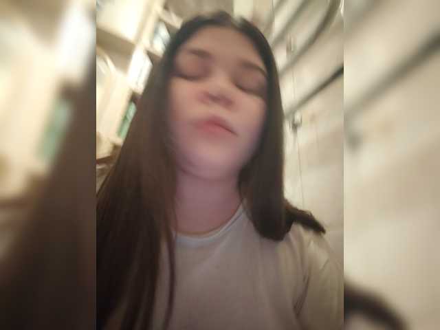 Karina-15 live cam on BongaCams