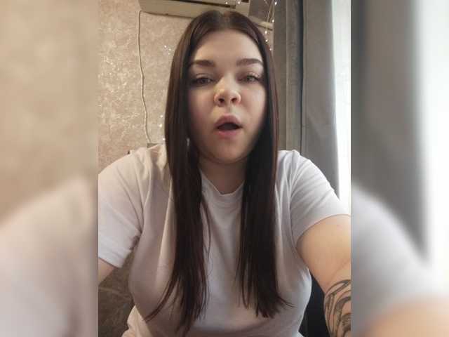 Karina-15 live cam on BongaCams