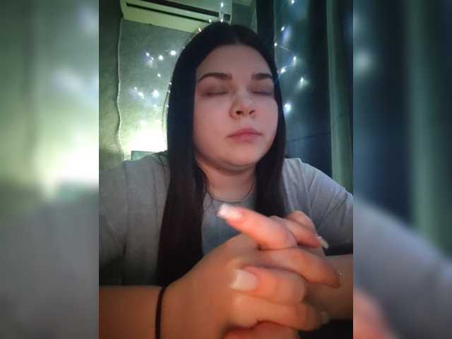 Karina-15 live cam on BongaCams