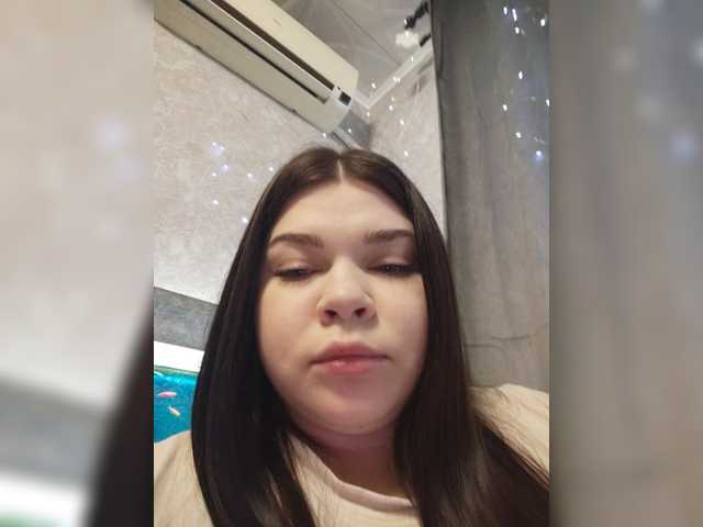 Karina-15 live webcam show
