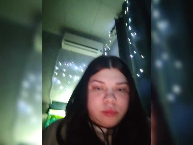 Karina-15 live cam on BongaCams
