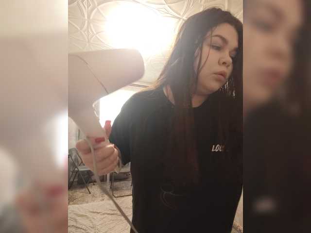 Karina-15 live cam on BongaCams
