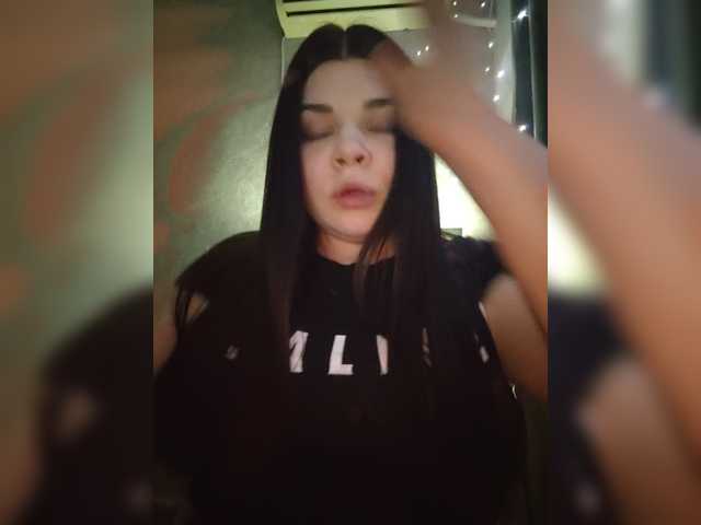 Karina-15 live cam on BongaCams