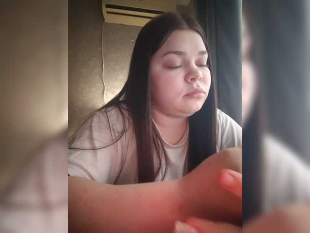 Karina-15 live cam on BongaCams