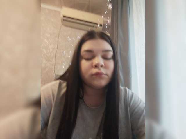 Karina-15 live cam on BongaCams