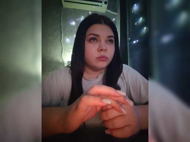 Karina-15 live cam on BongaCams