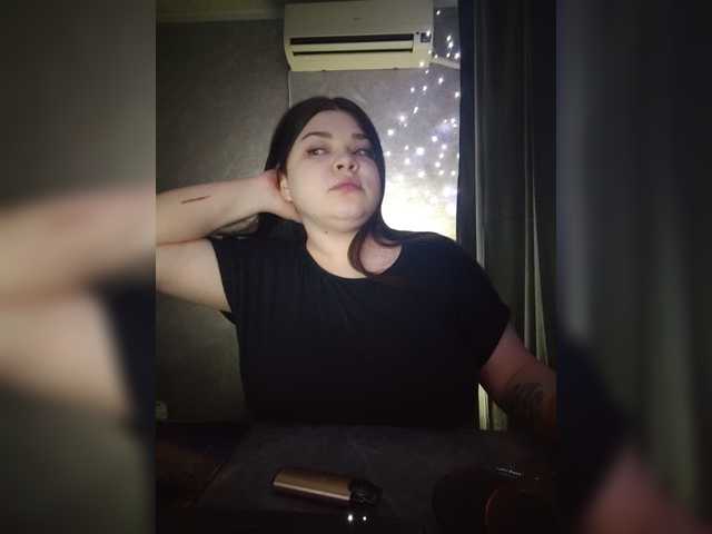 Karina-15 live cam on BongaCams