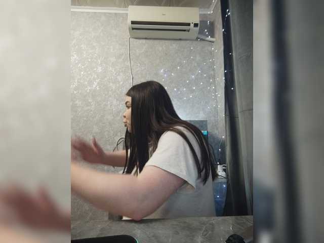Karina-15 live cam on BongaCams