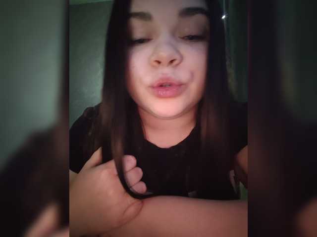Karina-15 live cam on BongaCams