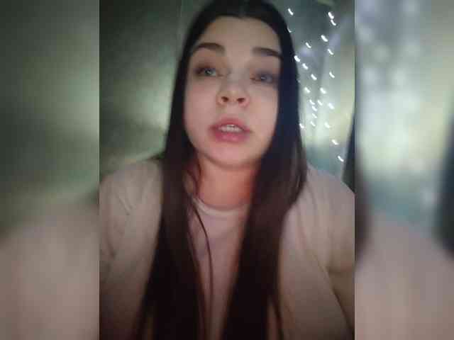Model: Karina-15