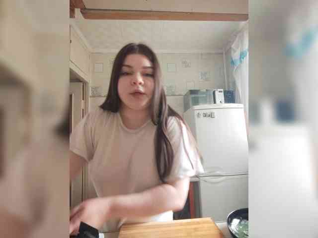 Karina-15 webcam