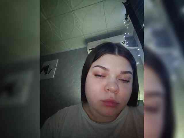 Karina-15 webcam