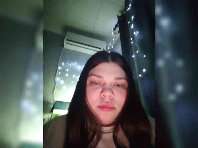 Karina-15 webcam